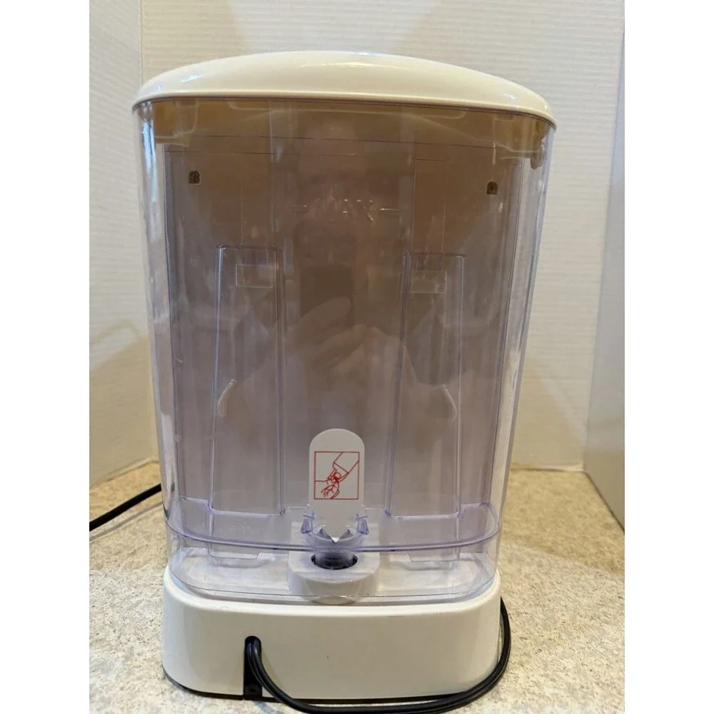 Lafeeca Espresso Machine LF-EC-2118-UL White Untested Missing Portafilter